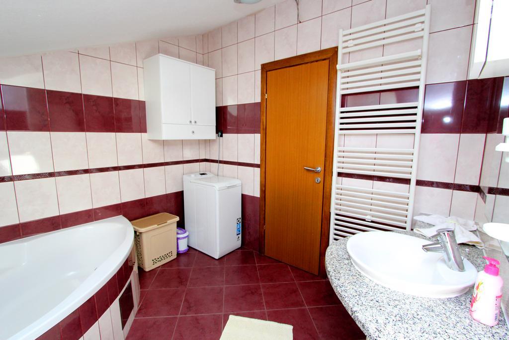 Apartment Beach Спліт Екстер'єр фото